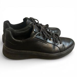 Black Leather Sneakers Size 10.5 Casual Lace-Up Comfort Shoes